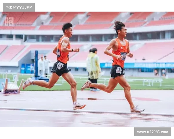 西藏次仁措姆与青海马文良分获女子男子万米冠军榆林赛场再掀赛事高潮